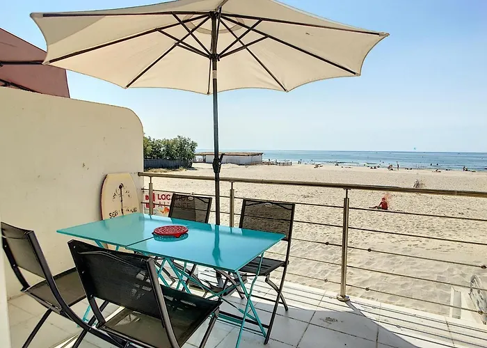 F2 Face A La Avec Parking, Terrasse Et Climatisation - - Fr-1-715-62